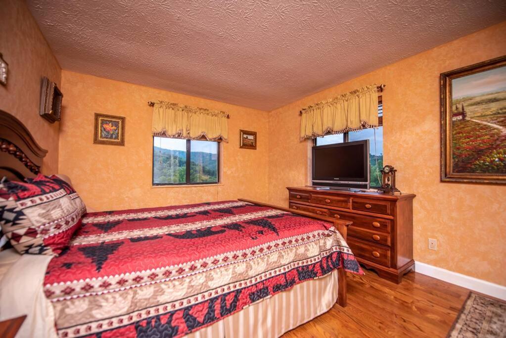 City & Mountain View 5 Mins From Downtown Gatlinburg Extérieur photo